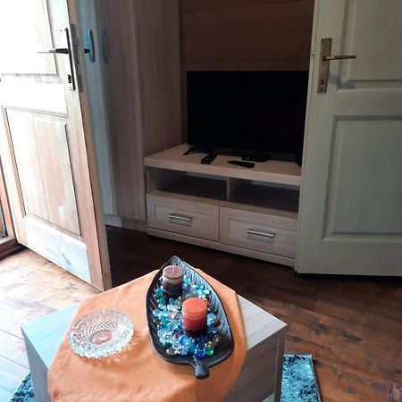 Mali Raj Apartmani Цетине Экстерьер фото